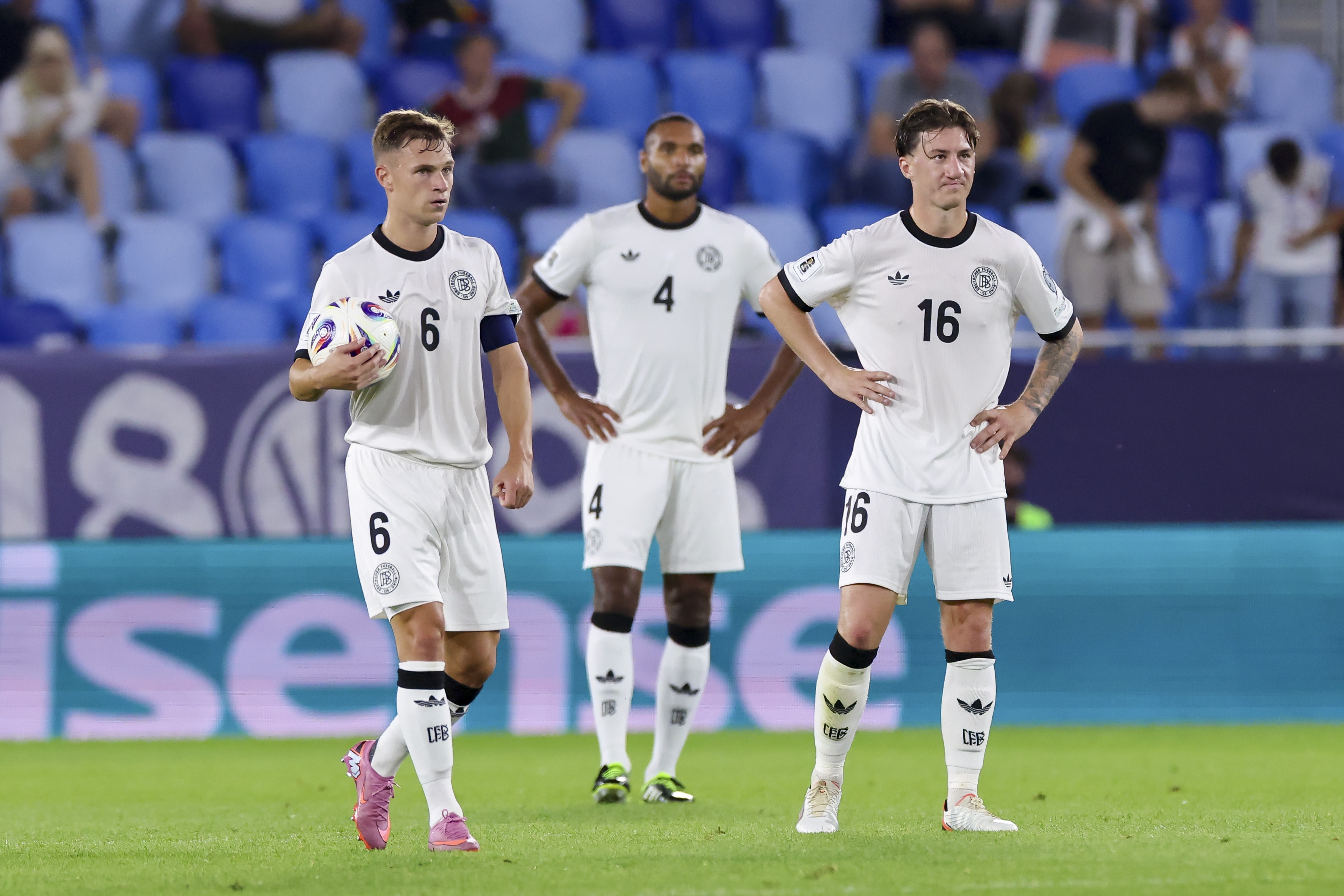 李方慧勇夺,亚冬会首金,自信调整铸,广州马会,赛程安排,赛马赛事,马匹资料,会员服务