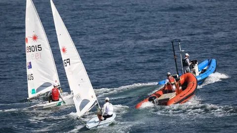 李方慧勇夺亚冬会首金，自信调整铸就荣耀瞬间